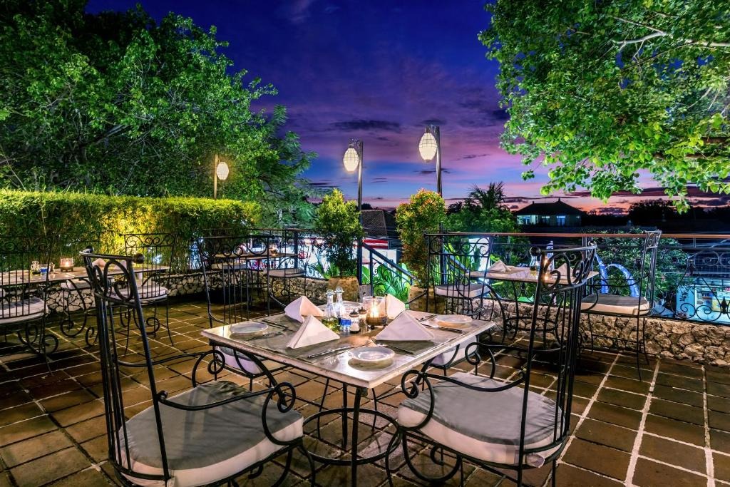 هتل نیکو نوسا دوا